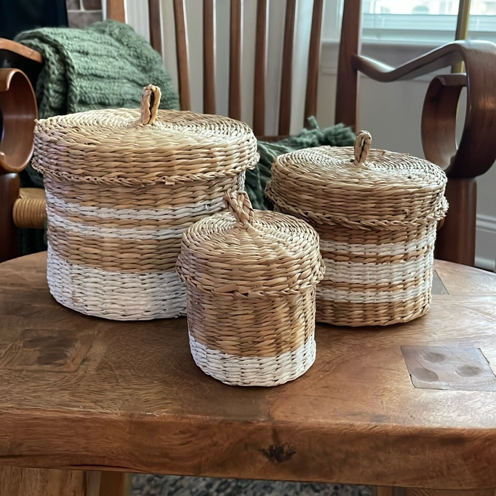 Set of 3 IKEA painted nesting baskets with lids.